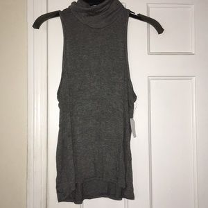 Gray Light Weight High Low Sleeveless Shirt